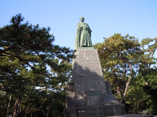 坂本龍馬像